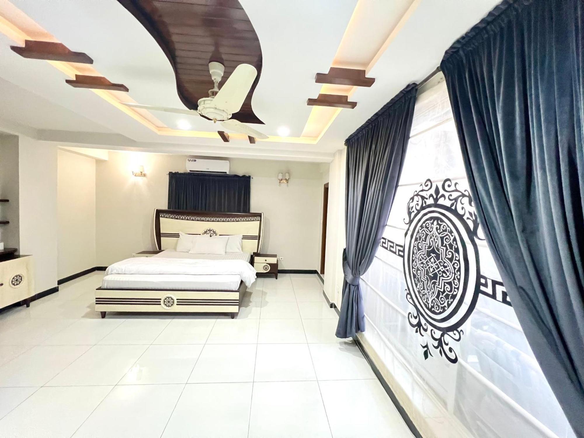 Penthouse 3Bedrooms - Luxury Apartment Hotel Islamabad Exteriör bild